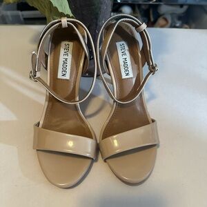 Steve Madden RENO nude patent strappy stiletto in sz 6